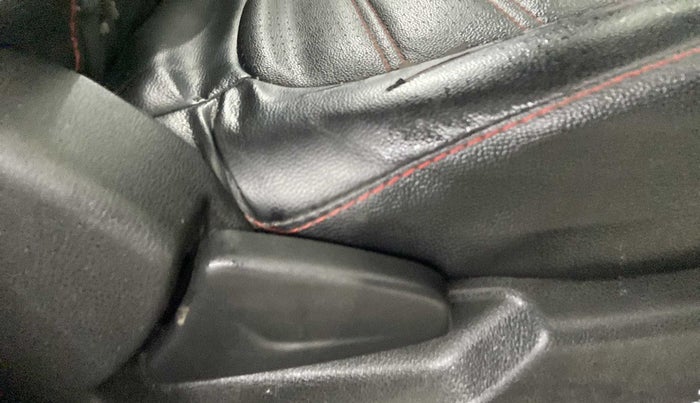 2018 Renault Kwid RXT 1.0 AMT (O), Petrol, Automatic, 42,332 km, Driver Side Adjustment Panel
