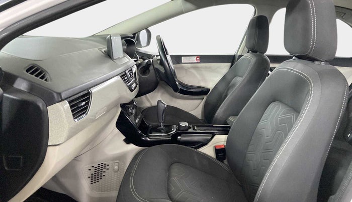2021 Tata NEXON XZA PLUS (O) PETROL, Petrol, Automatic, 18,515 km, Right Side Front Door Cabin