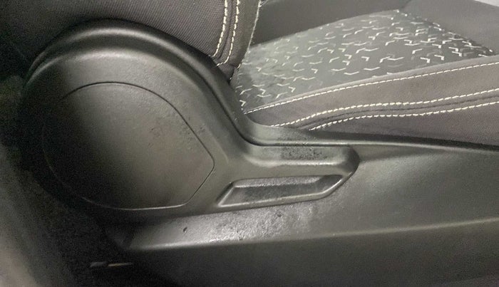 2021 Tata Tiago XT PETROL, Petrol, Manual, 24,685 km, Driver Side Adjustment Panel
