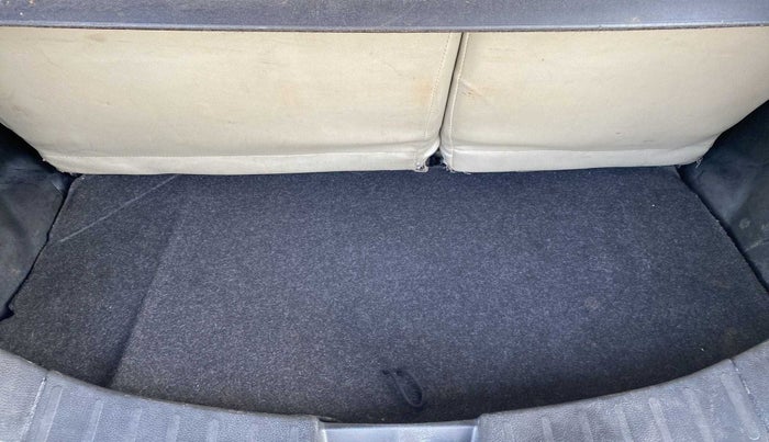 2013 Maruti Wagon R 1.0 VXI, Petrol, Manual, 1,06,550 km, Boot Inside