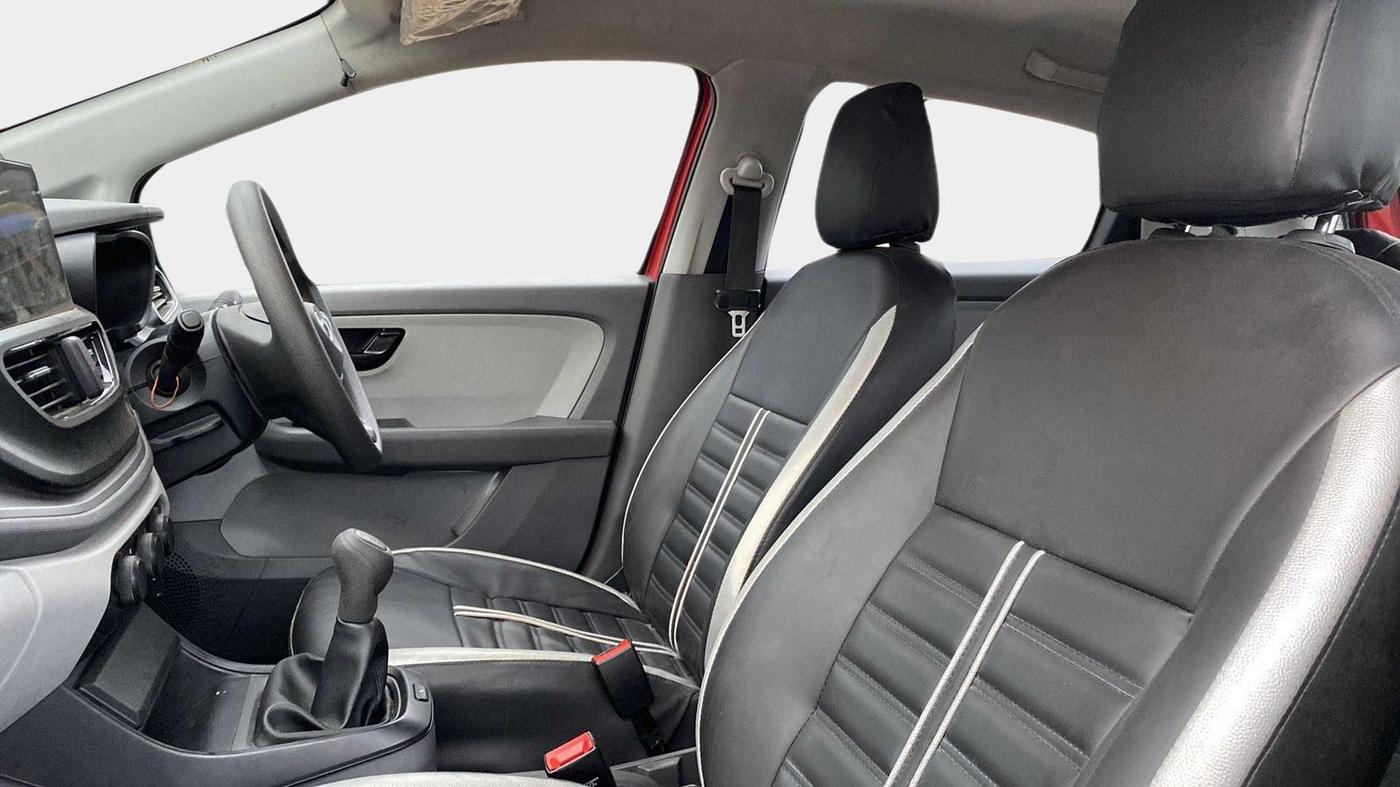 2020 Tata ALTROZ XE PETROL, Petrol, Manual, 16,254 km, Right Side Front Door Cabin