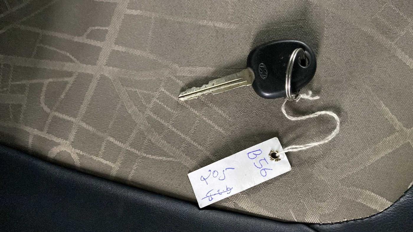 2018 Hyundai Grand i10 MAGNA AT 1.2 KAPPA VTVT, Petrol, Automatic, 26,369 km, Key Close Up
