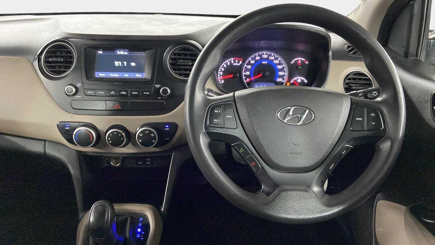 2018 Hyundai Grand i10 MAGNA AT 1.2 KAPPA VTVT, Petrol, Automatic, 26,369 km, Steering Wheel Close Up