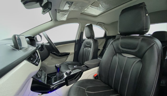 2021 Tata NEXON XZ+ SUNROOF 1.2 RTN, Petrol, Manual, 16,480 km, Right Side Front Door Cabin