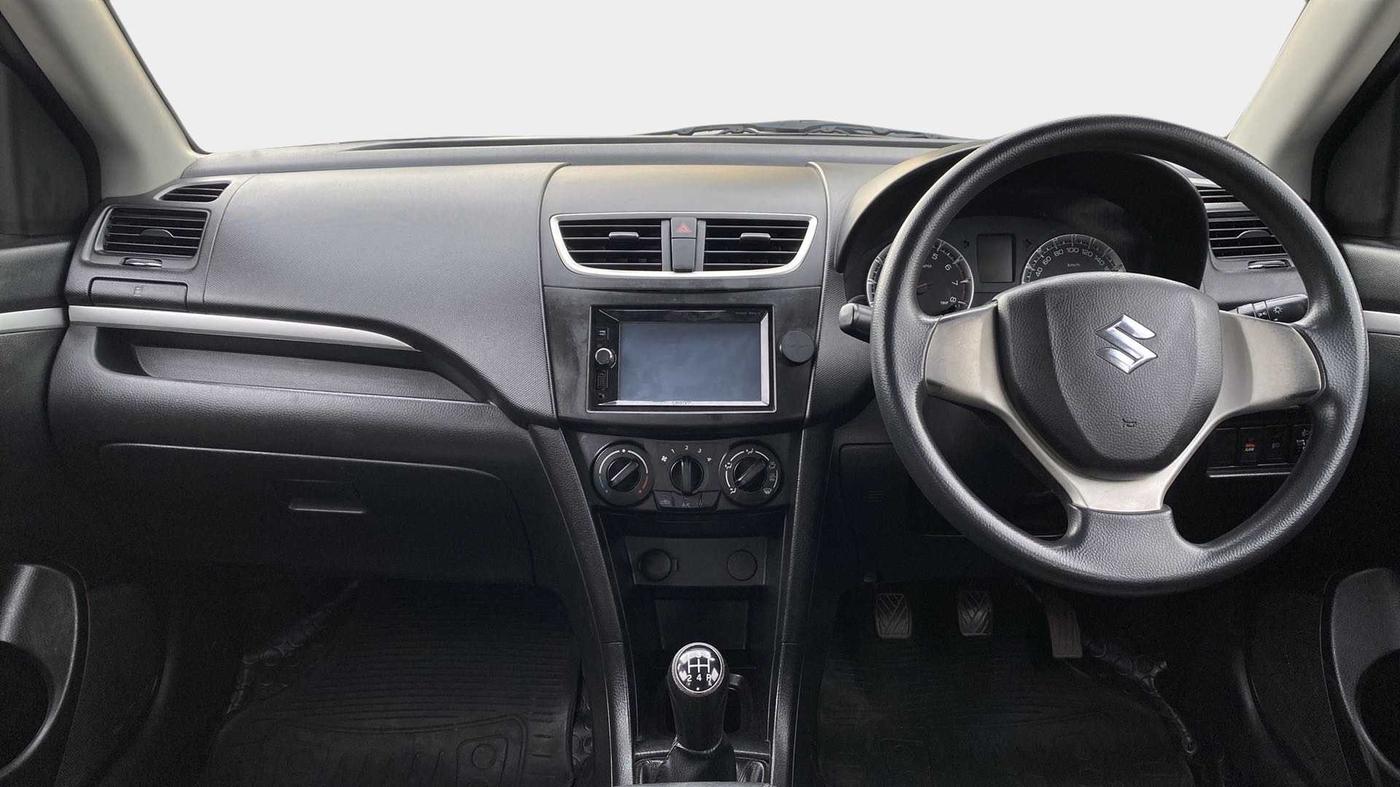 2014 Maruti Swift VXI, Petrol, Manual, 60,307 km, Dashboard