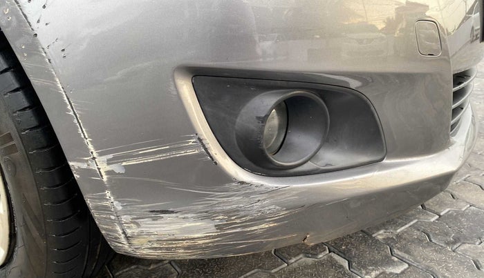 2014 Maruti Swift VXI, Petrol, Manual, 60,307 km, Front bumper - Minor damage