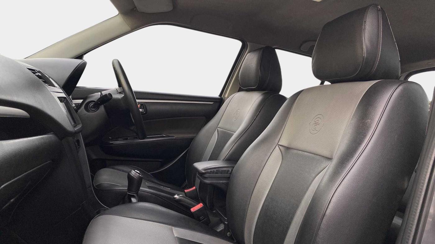 2014 Maruti Swift VXI, Petrol, Manual, 60,307 km, Right Side Front Door Cabin