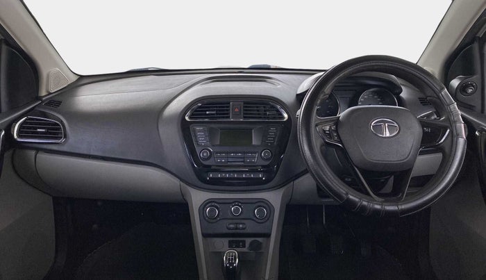 2018 Tata Tiago XZ PETROL, Petrol, Manual, 1,20,667 km, Dashboard