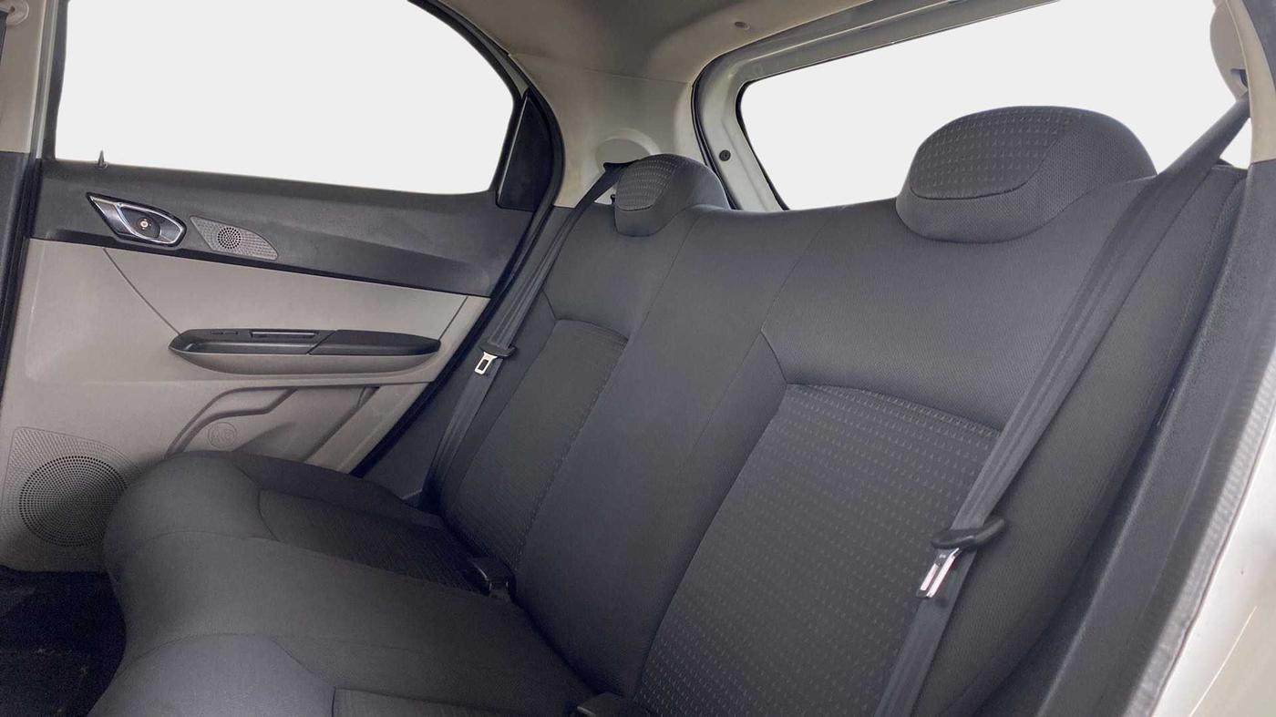 2018 Tata Tiago XZ PETROL, Petrol, Manual, 1,20,667 km, Right Side Rear Door Cabin