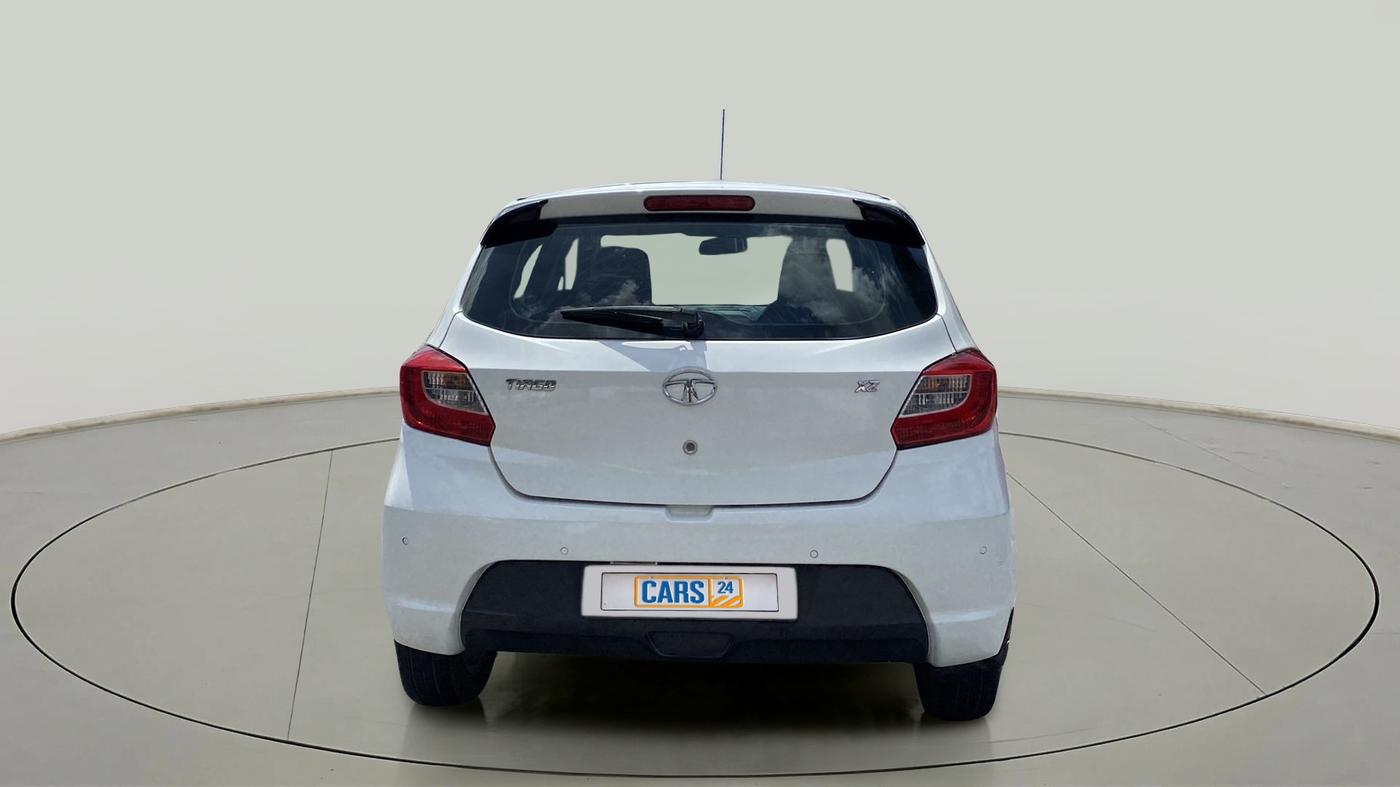 2018 Tata Tiago XZ PETROL, Petrol, Manual, 1,20,667 km, Back/Rear