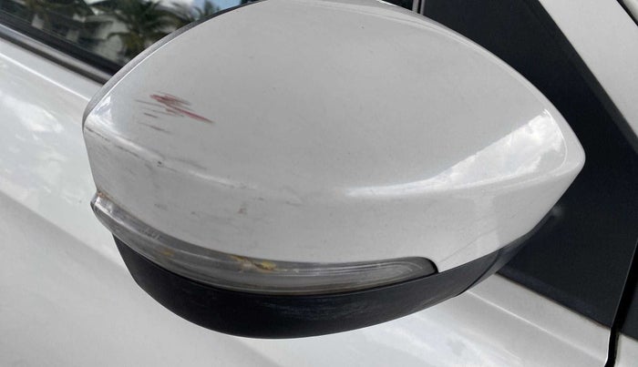 2018 Tata Tiago XZ PETROL, Petrol, Manual, 1,20,667 km, Right rear-view mirror - Minor scratches
