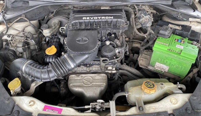 2018 Tata Tiago XZ PETROL, Petrol, Manual, 1,20,667 km, Open Bonet