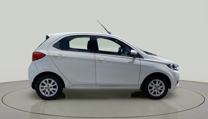 2018 Tata Tiago XZ PETROL, Petrol, Manual, 1,20,667 km, Right Side View