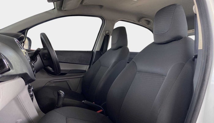 2018 Tata Tiago XZ PETROL, Petrol, Manual, 1,20,667 km, Right Side Front Door Cabin