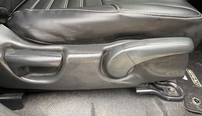 2018 Honda WR-V 1.5L I-DTEC VX MT, Diesel, Manual, 58,200 km, Driver Side Adjustment Panel