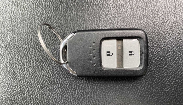 2018 Honda WR-V 1.5L I-DTEC VX MT, Diesel, Manual, 58,200 km, Key Close Up