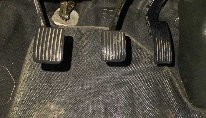 2016 Hyundai Xcent S 1.2, Petrol, Manual, 83,104 km, Pedals