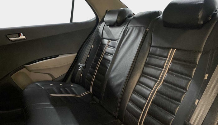 2016 Hyundai Xcent S 1.2, Petrol, Manual, 83,104 km, Right Side Rear Door Cabin