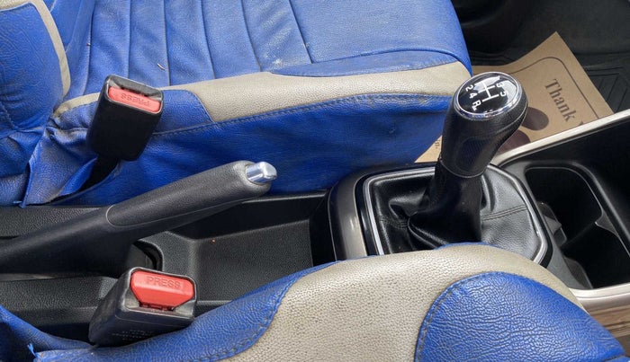 2017 Maruti IGNIS DELTA 1.2, Petrol, Manual, 27,932 km, Gear Lever