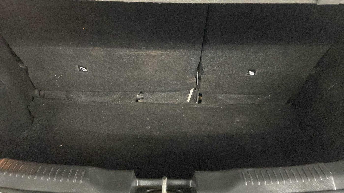 2018 Maruti IGNIS ALPHA 1.2, Petrol, Manual, 1,23,263 km, Boot Inside