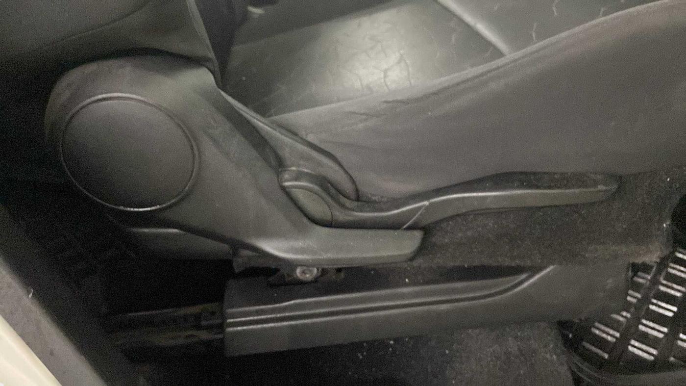 2018 Maruti IGNIS ALPHA 1.2, Petrol, Manual, 1,23,263 km, Driver Side Adjustment Panel