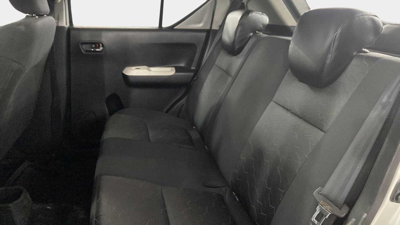 2018 Maruti IGNIS ALPHA 1.2, Petrol, Manual, 1,23,263 km, Right Side Rear Door Cabin