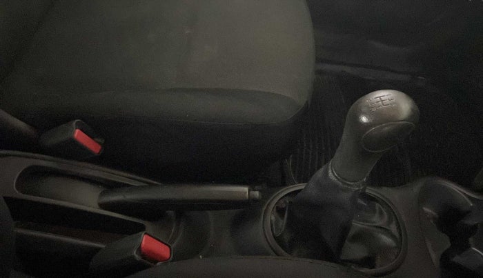 2018 Nissan Micra Active XV, Petrol, Manual, 58,866 km, Gear Lever