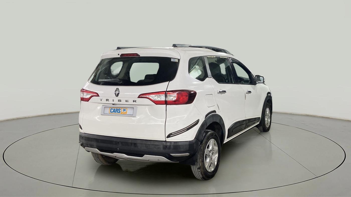 2019 Renault TRIBER RXZ, Petrol, Manual, 30,714 km, Right Back Diagonal