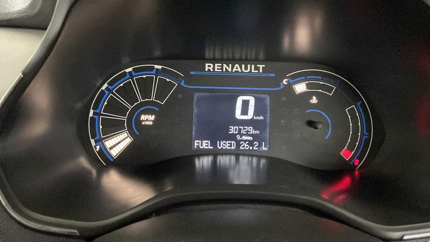 2019 Renault TRIBER RXZ, Petrol, Manual, 30,714 km, Odometer Image