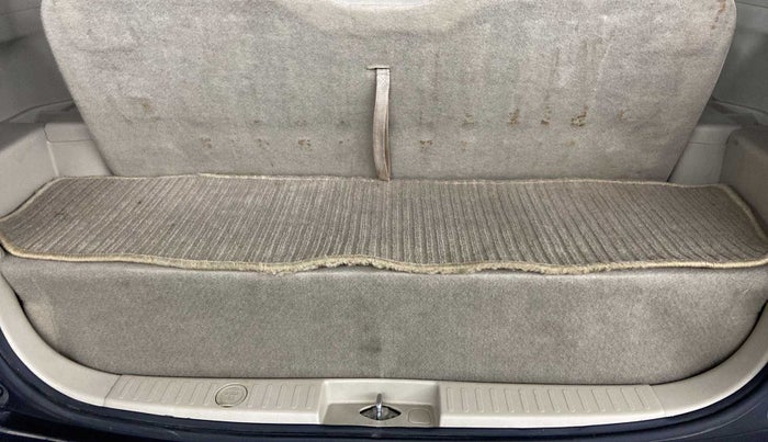 2017 Maruti Ertiga VXI CNG, CNG, Manual, 37,126 km, Boot Inside