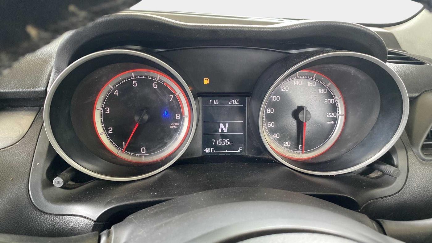 2018 Maruti Swift ZXI AMT, Petrol, Automatic, 71,505 km, Odometer Image