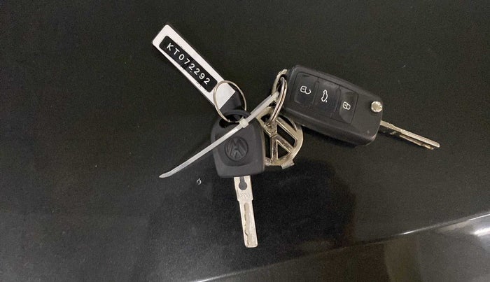 2019 Volkswagen Polo COMFORTLINE 1.0L MPI, Petrol, Manual, 19,306 km, Key Close Up