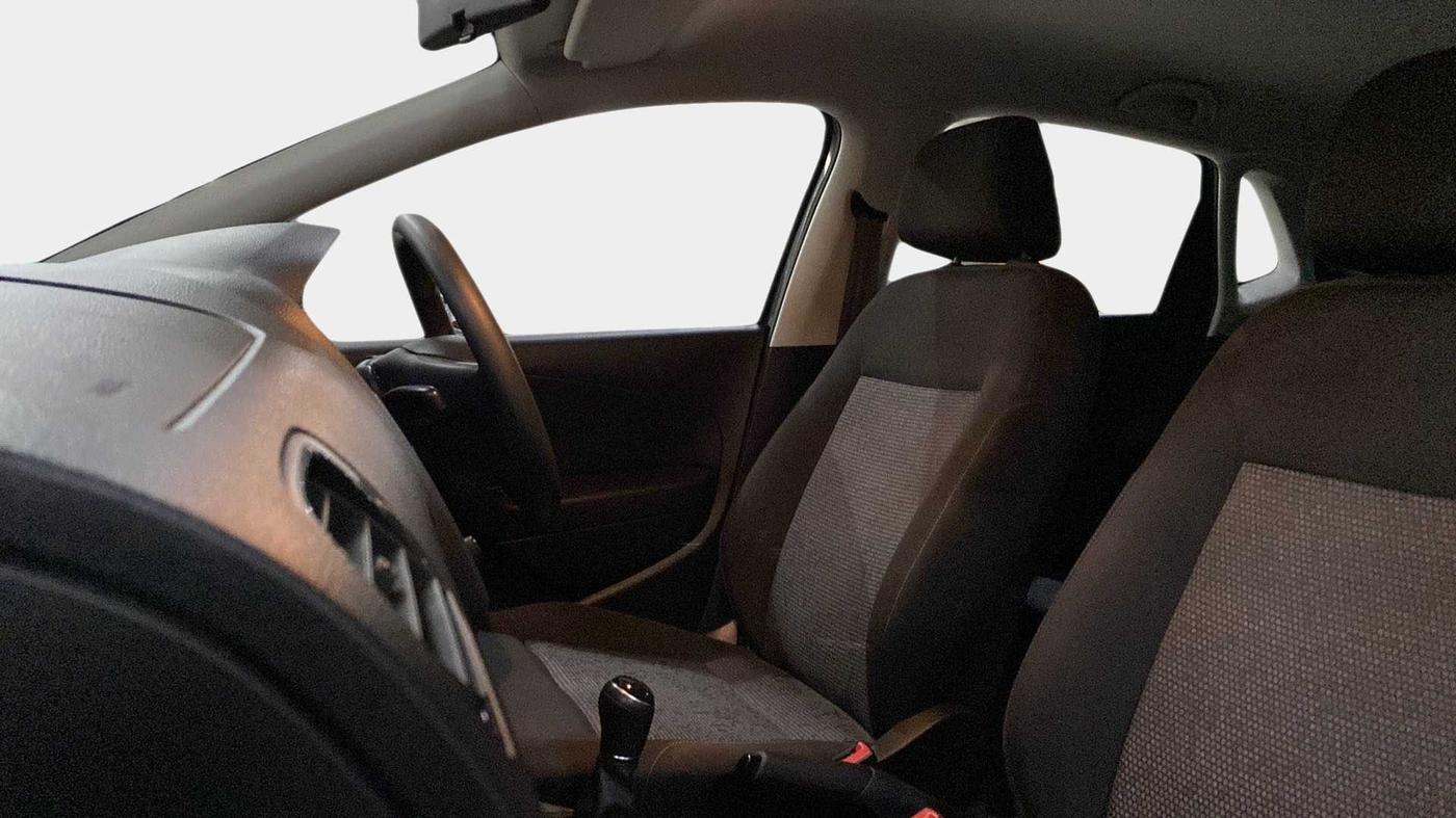 2019 Volkswagen Polo COMFORTLINE 1.0L MPI, Petrol, Manual, 19,306 km, Right Side Front Door Cabin