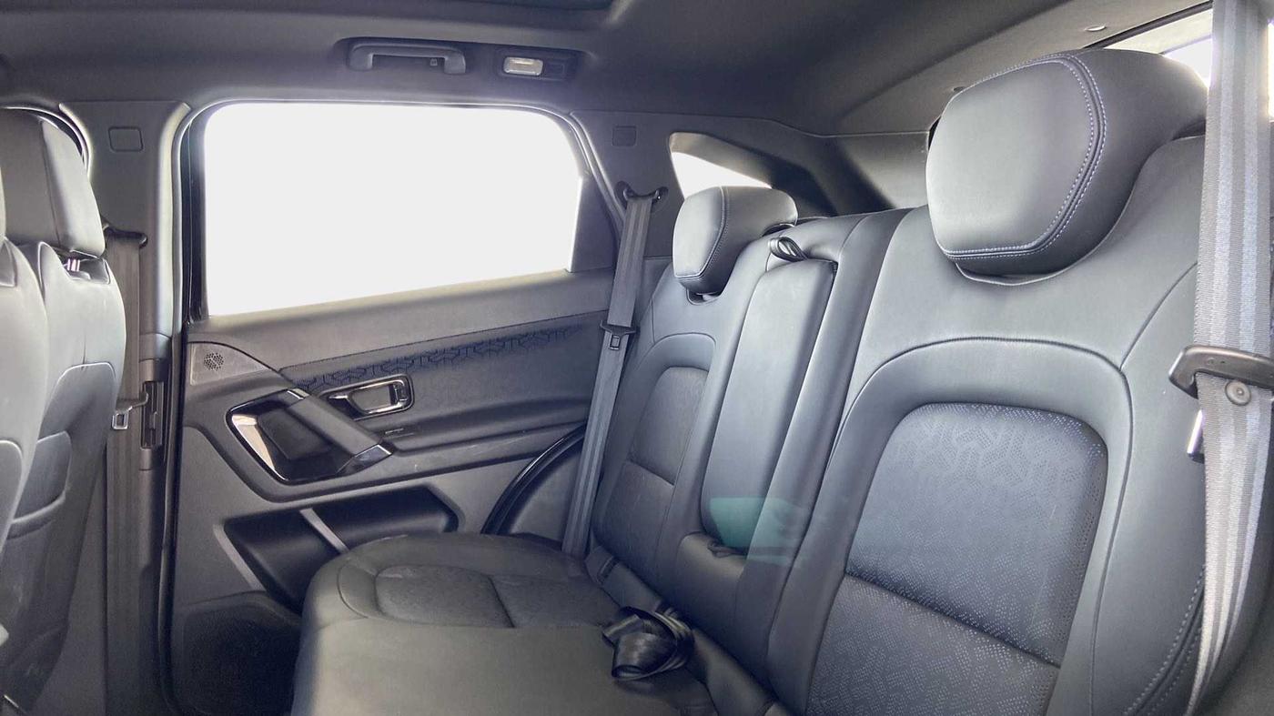 2021 Tata Harrier XZA PLUS 2.0L DARK EDITION, Diesel, Automatic, 22,592 km, Right Side Rear Door Cabin