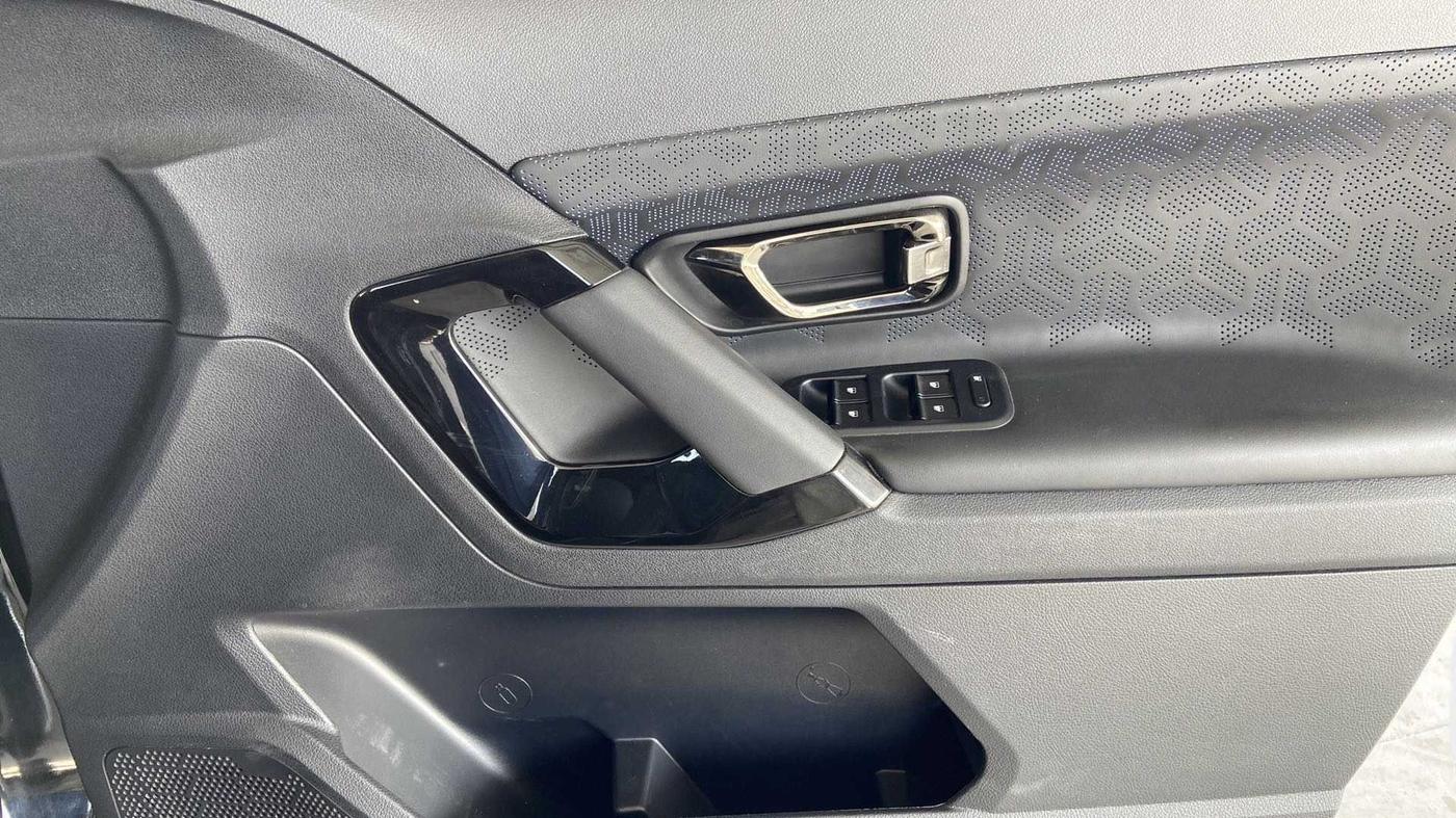 2021 Tata Harrier XZA PLUS 2.0L DARK EDITION, Diesel, Automatic, 22,592 km, Driver Side Door Panels Control
