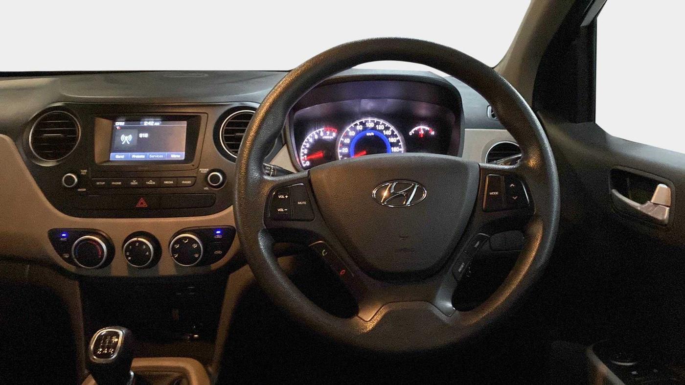 2017 Hyundai Grand i10 SPORTZ 1.2 KAPPA VTVT, Petrol, Manual, 19,754 km, Steering Wheel Close Up
