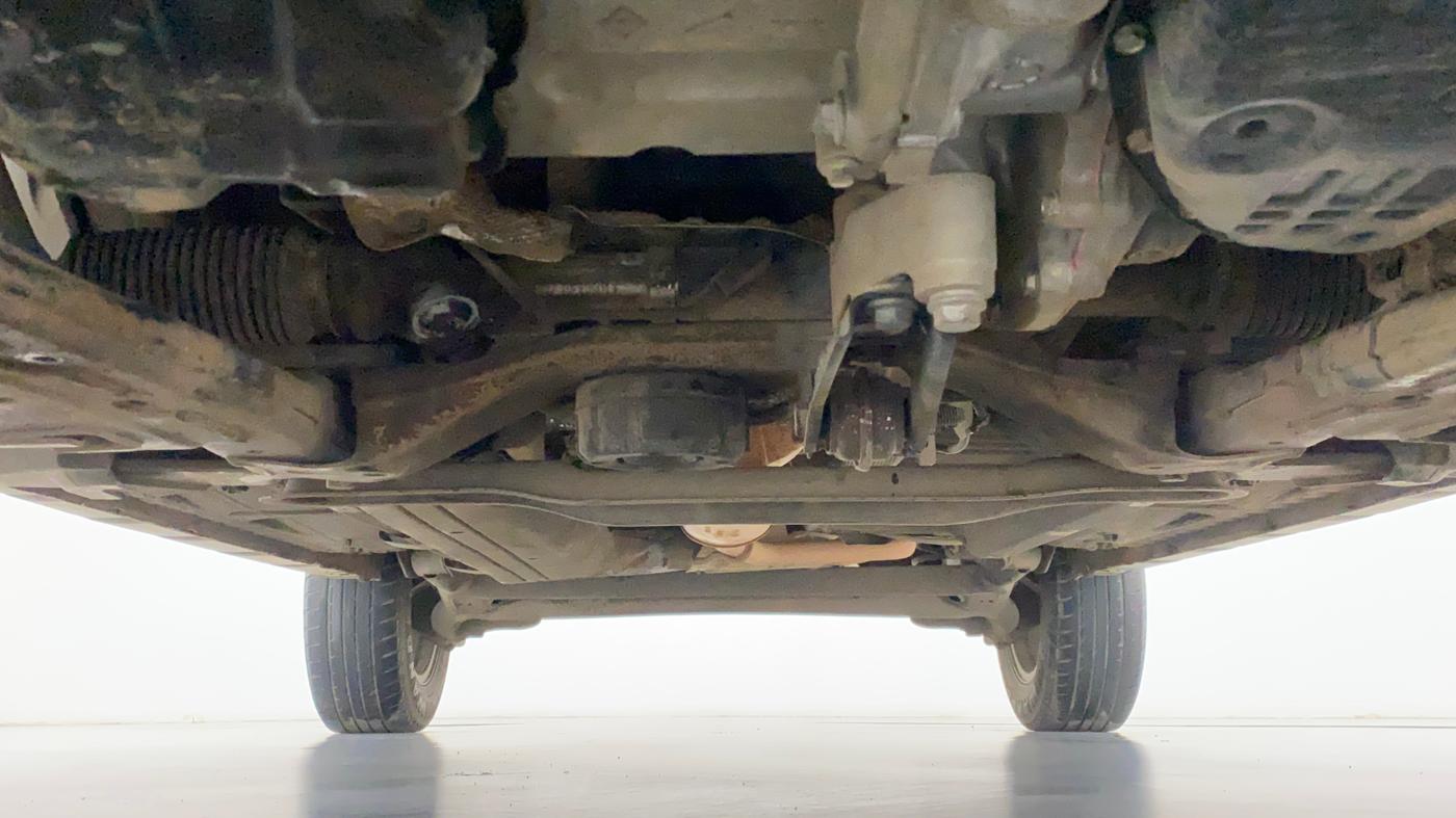 2017 Renault Duster RXS CVT, Petrol, Automatic, 61,457 km, Front Underbody