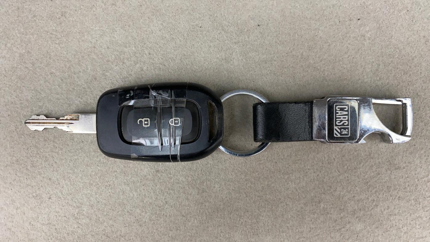 2017 Renault Duster RXS CVT, Petrol, Automatic, 61,457 km, Key Close Up