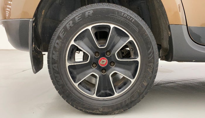 2017 Renault Duster RXS CVT, Petrol, Automatic, 61,457 km, Right Rear Wheel
