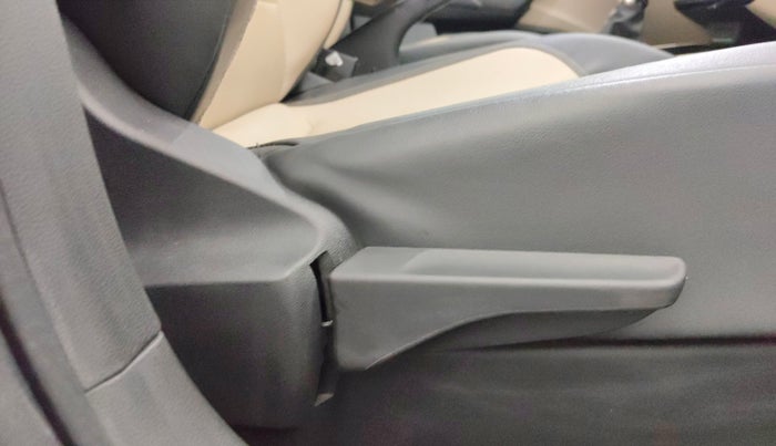 2022 Skoda SLAVIA STYLE 1.5L TSI DSG, Petrol, Automatic, 47,776 km, Driver Side Adjustment Panel