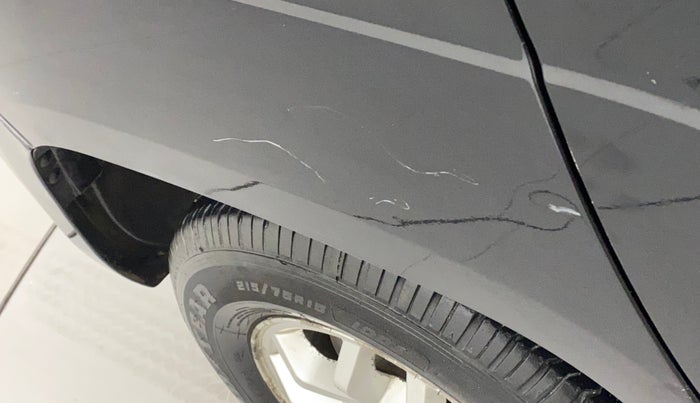 2016 Mahindra TUV300 T8, Diesel, Manual, 73,666 km, Right quarter panel - Minor scratches