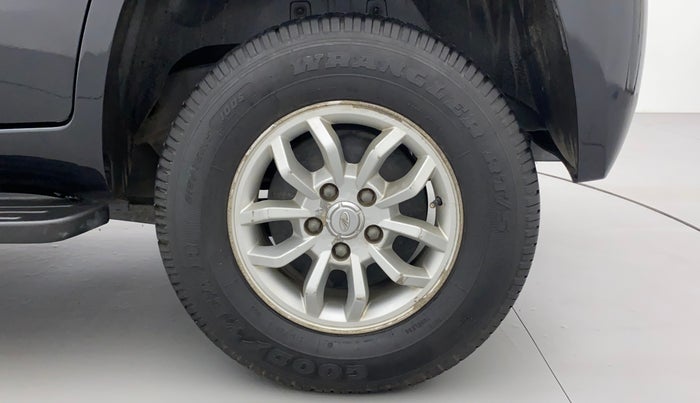 2016 Mahindra TUV300 T8, Diesel, Manual, 73,666 km, Left Rear Wheel