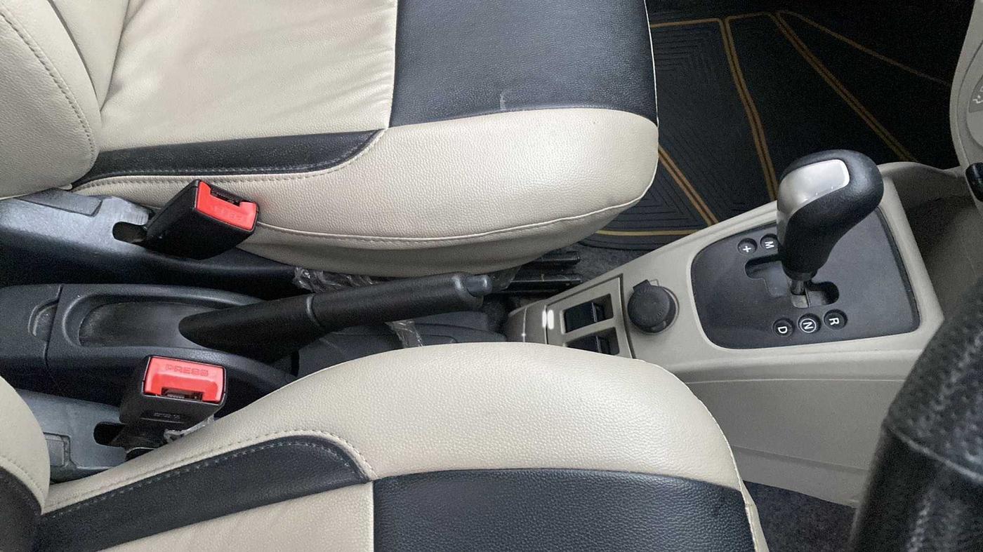 2016 Maruti Alto K10 VXI AMT, Petrol, Automatic, 41,219 km, Gear Lever