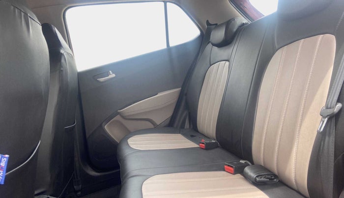 2015 Hyundai Grand i10 ASTA AT 1.2 KAPPA VTVT, Petrol, Automatic, 36,459 km, Right Side Rear Door Cabin