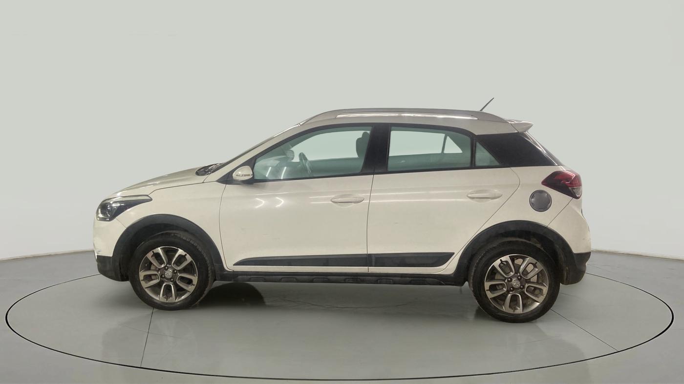 2017 Hyundai i20 Active 1.2 S, Petrol, Manual, 61,366 km, Left Side