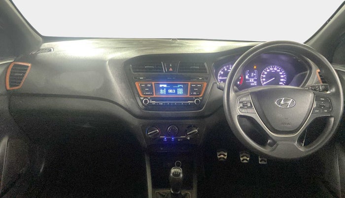 2017 Hyundai i20 Active 1.2 S, Petrol, Manual, 61,366 km, Dashboard