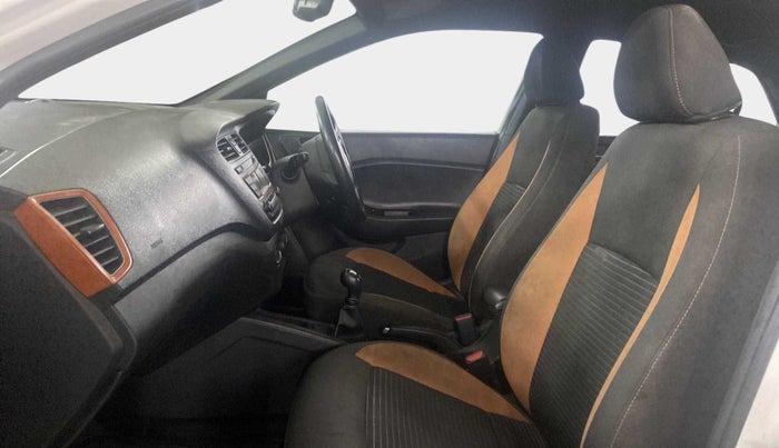 2017 Hyundai i20 Active 1.2 S, Petrol, Manual, 61,366 km, Right Side Front Door Cabin