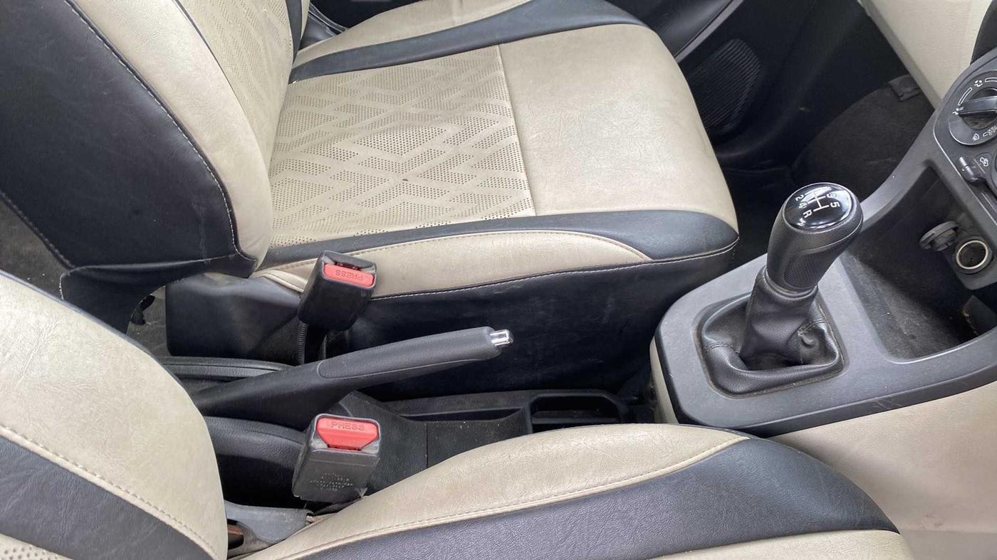 2019 Maruti New Wagon-R VXI 1.0, Petrol, Manual, 31,197 km, Gear Lever