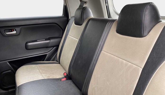 2019 Maruti New Wagon-R VXI 1.0, Petrol, Manual, 31,197 km, Right Side Rear Door Cabin