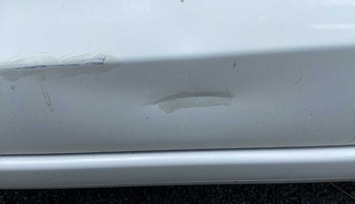 2014 Honda Brio S MT, Petrol, Manual, 91,414 km, Front passenger door - Slightly dented